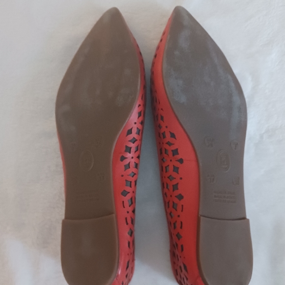 Bottero • Women's Orange Brazilian Laser-Cut Pointy Toe Leather Ballet F… - Picture 4 of 11